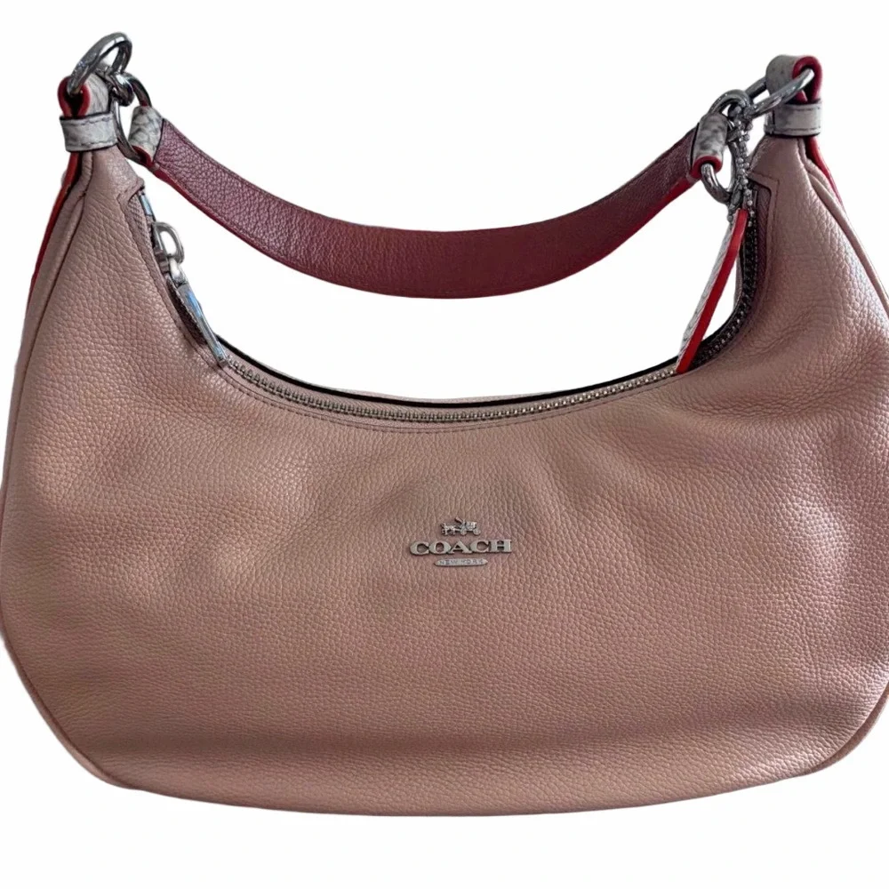Coach East/West Harley Hobo | EUC
